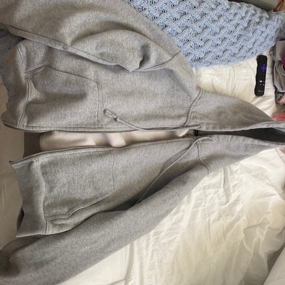 COPY - brandy melville grey sweatshirt